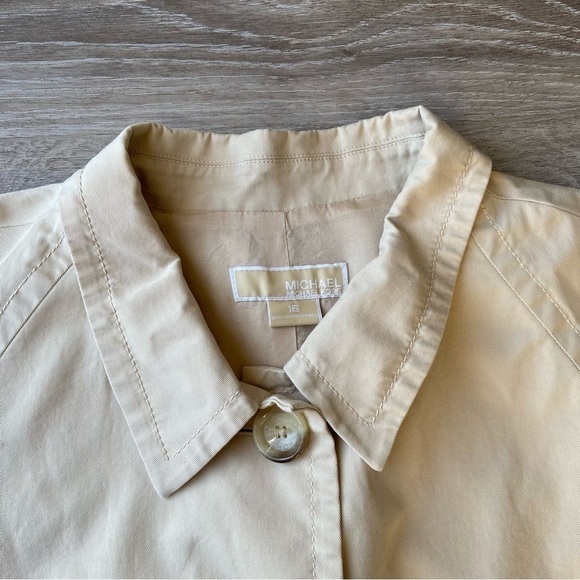 Michael Kors Beige  Short Swing Trench Coat - Picture 5 of 14